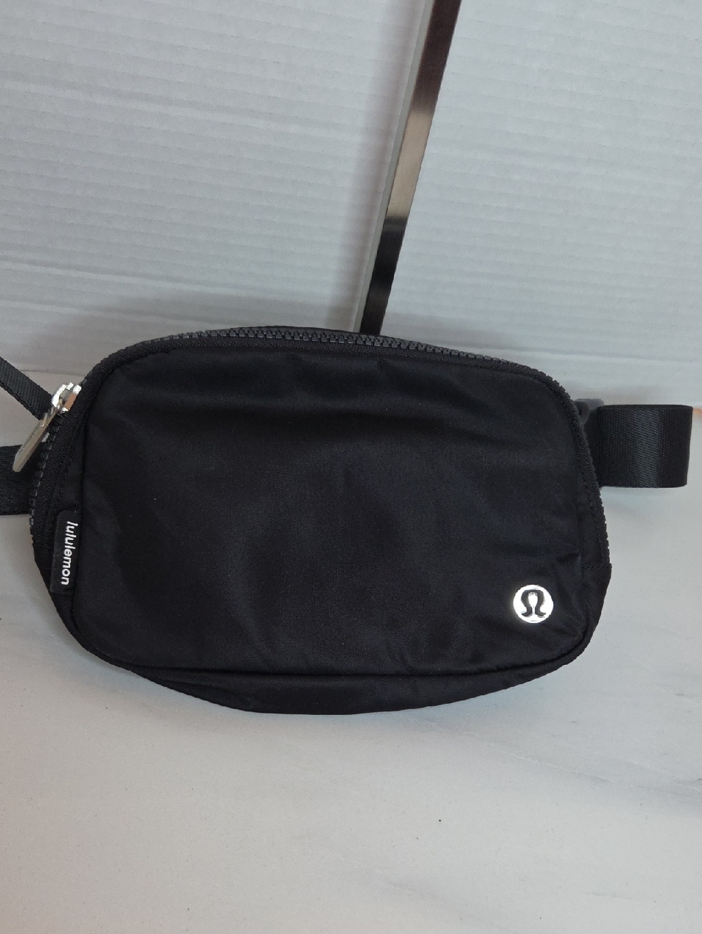 lululemon athletica Black Waist Pack - Minimal Everyday Belt Bag